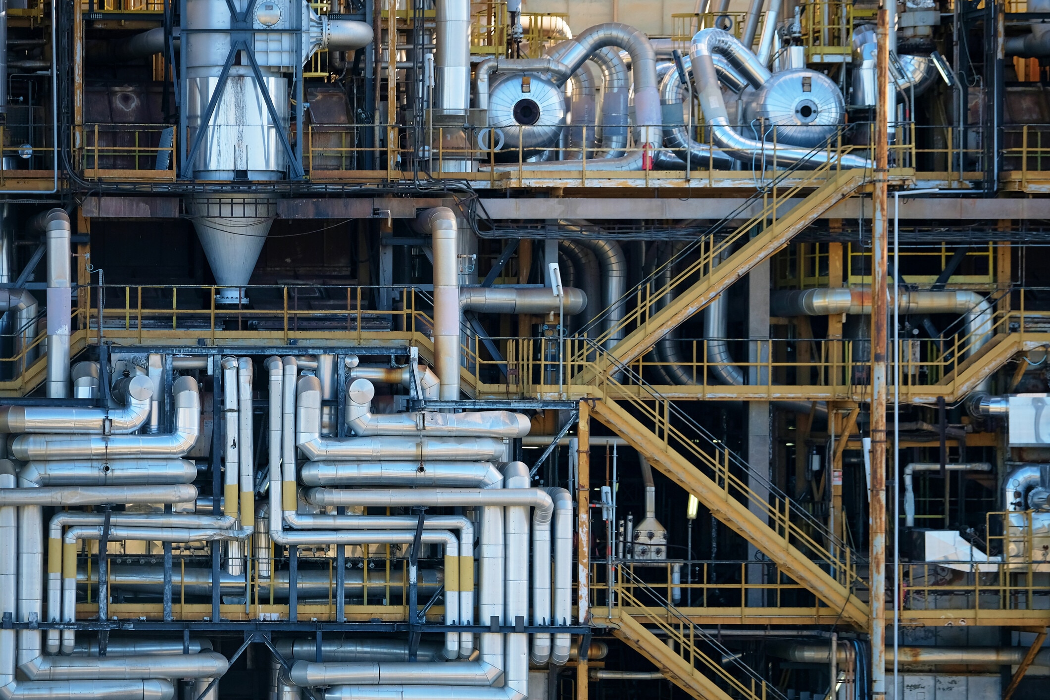 Traditional carbon-capture methods aren't necessarily adapted to high-temperature environments.