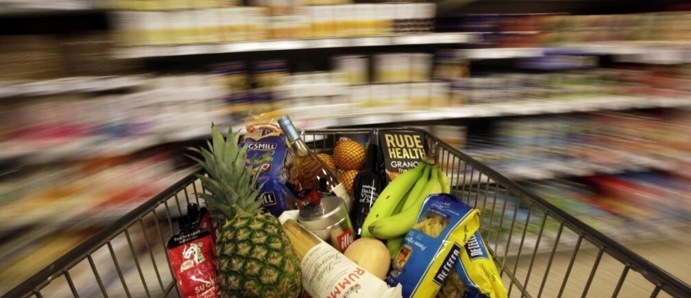 How does the arrival of foreign supermarkets affect developing world consumers?