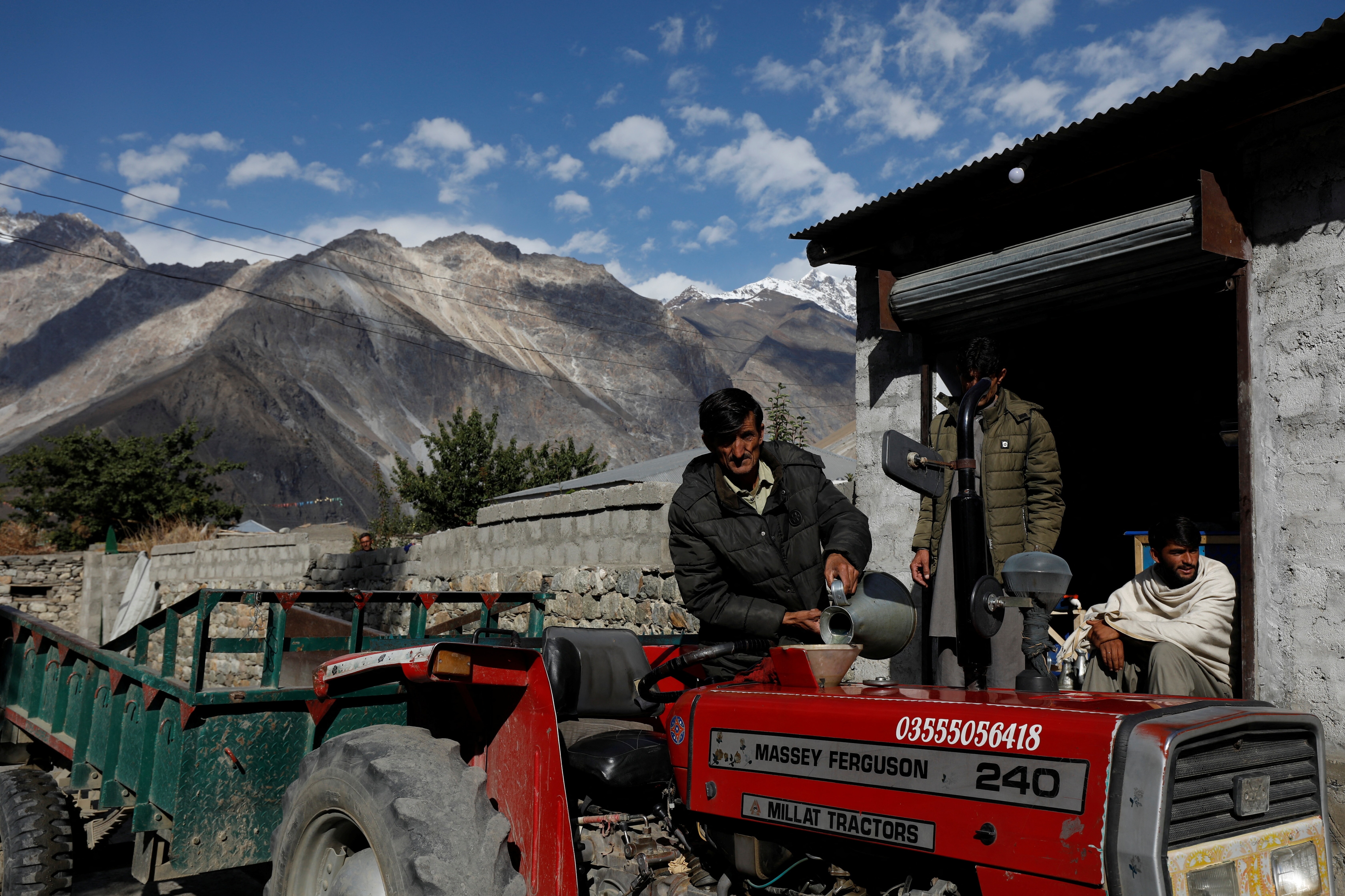 Farmers in Gilgit-Baltistan and Khyber Pakhtunkhwa regions of Pakistan are under threat from melting glaciers. 