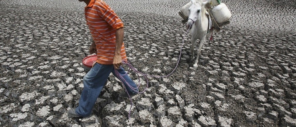 Could El Niño affect the stability of governments?