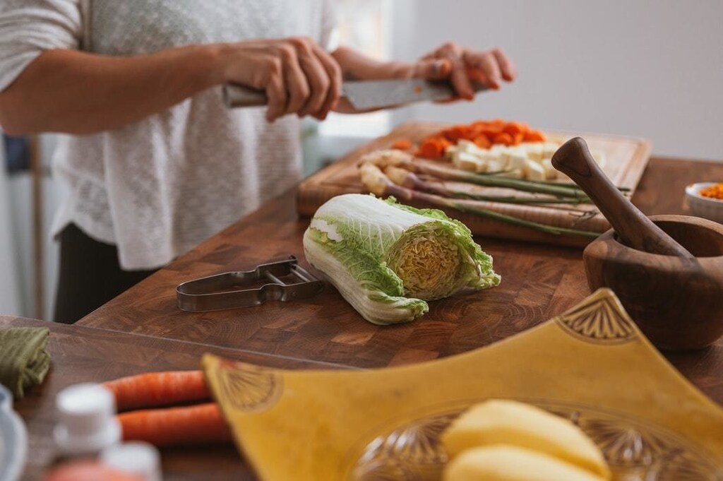 image of a person cooking in the kitchen
