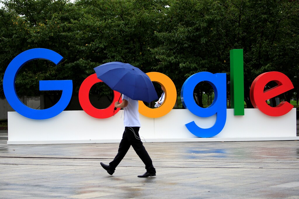 A Google sign is seen during the WAIC (World Artificial Intelligence Conference) in Shanghai, China, September 17, 2018. REUTERS/Aly Song - RC159620B230