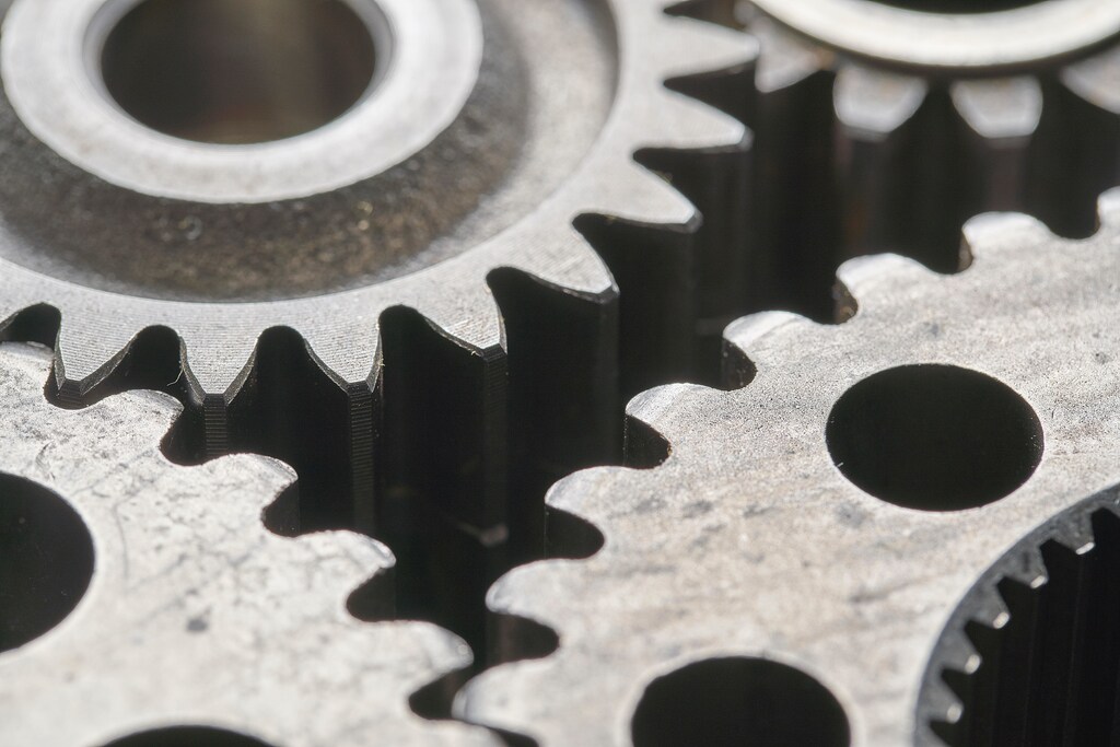 metal gears manufacturing factory technology 4IR industrial revolution