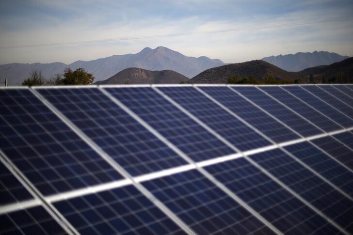 Solar panels are pictured at a solar plant near Santiago, Chile May 5, 2017. Picture taken May 5, 2017. REUTERS/Ivan Alvarado