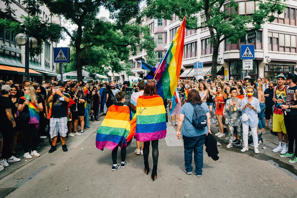 Wealthier cities tend to be more LGBTQ+ inclusive.