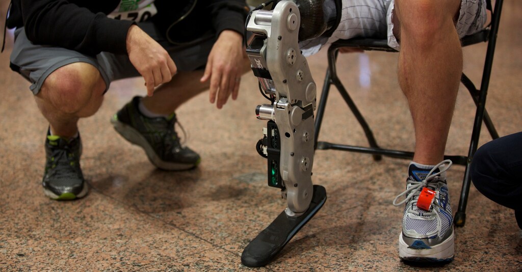 Zac Vawter, a 31-year-old software engineer from Seattle, Washington, prepares to climb to the 103rd story of the Willis Tower using the world's first neural-controlled Bionic leg in Chicago, November 4, 2012.