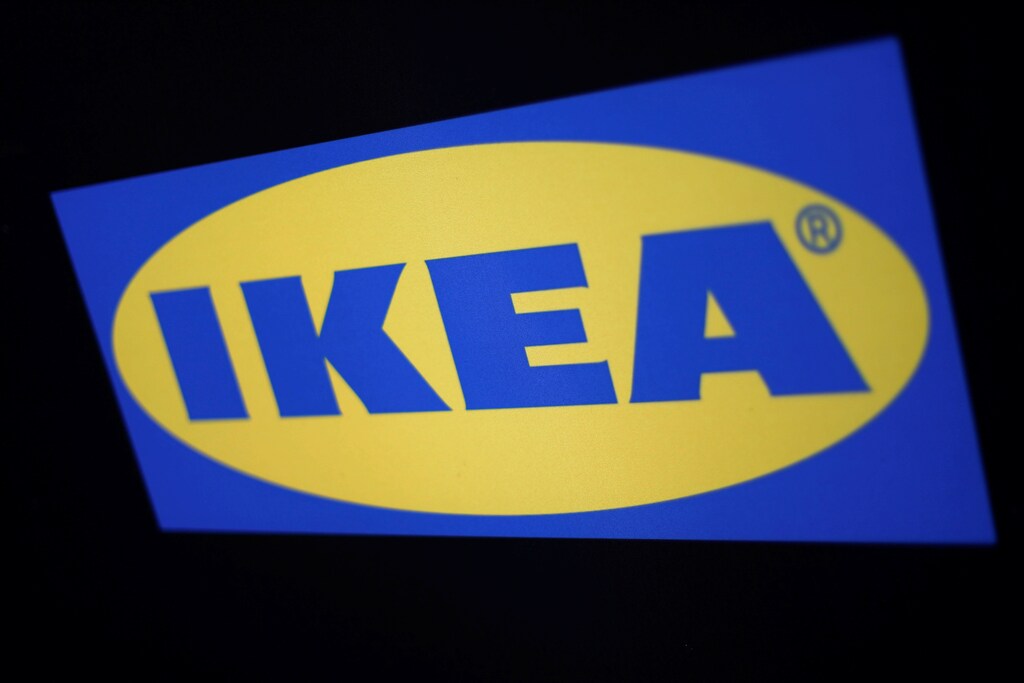 The logo of the Swedish furniture giant IKEA is seen in Mexico City, Mexico May 22, 2019. REUTERS/Edgard Garrido - RC18A398C9C0