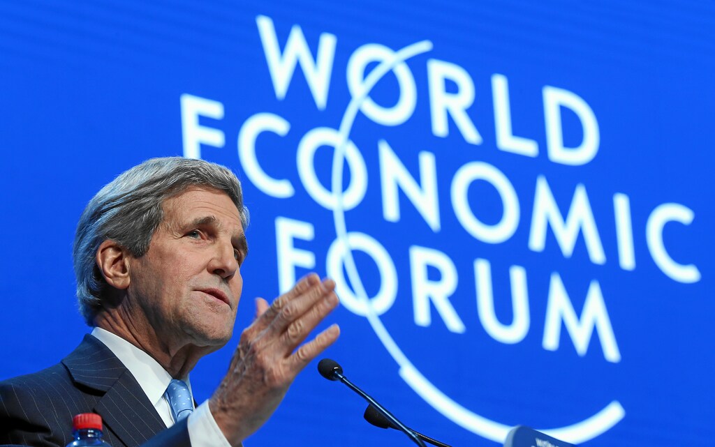 DAVOS/SWITZERLAND, 23JAN15 - John F. Kerry, US Secretary of State gestures as he speaks to the audience during the 'Special Address' at the Annual Meeting 2015 of the World Economic Forum at Congress Centre - Congress Hall, January 23, 2015. WORLD ECONOMIC FORUM/swiss-image.ch/Photo Valeriano DiDomenico