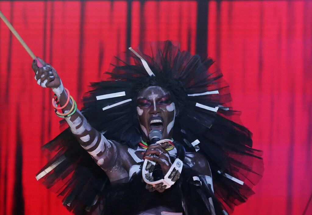Jamaican singer Grace Jones performs during the final day of the Tobago Jazz Experience in Lowlands, Trinidad and Tobago April 30, 2017. Picture taken April 30, 2017. REUTERS/Andrea de Silva - RC197C3A6AA0