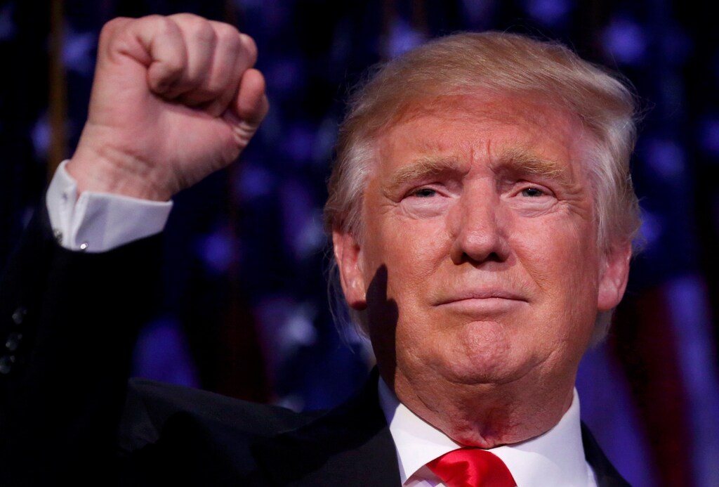 U.S. President-elect Donald Trump speaks at his election night rally in Manhattan, New York, U.S., November 9, 2016. REUTERS/Carlo Allegri TPX IMAGES OF THE DAY - RTX2SPX6