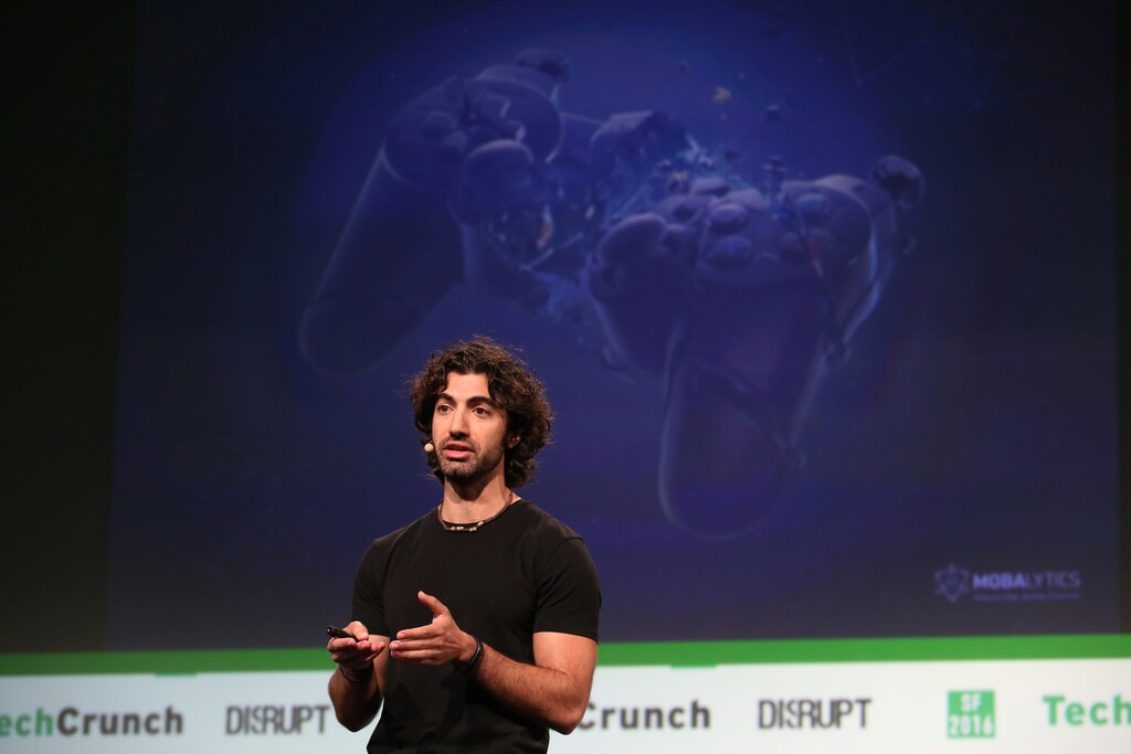 Amine Issa, of Mobalytics, speaks during the Startup Battlefield Finals of the 2016 TechCrunch Disrupt in San Francisco, California, U.S. September 14, 2016. REUTERS/Beck Diefenbach - RTSNSFT