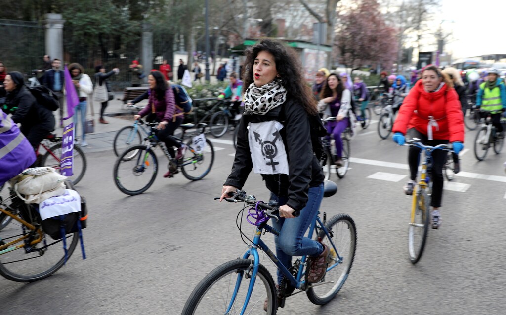 Women take part in a bike protest during a nationwide feminist strike on International Women's Day in Madrid, Spain, March 8, 2019. REUTERS/Sergio Perez - RC11317A5B00