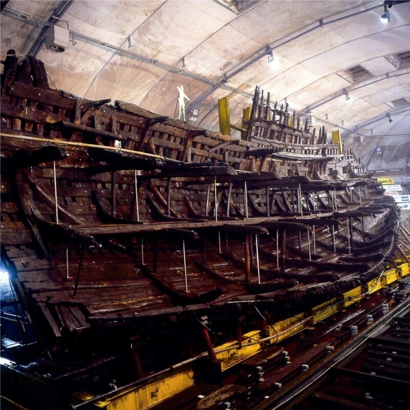 a picture of a the mary rose