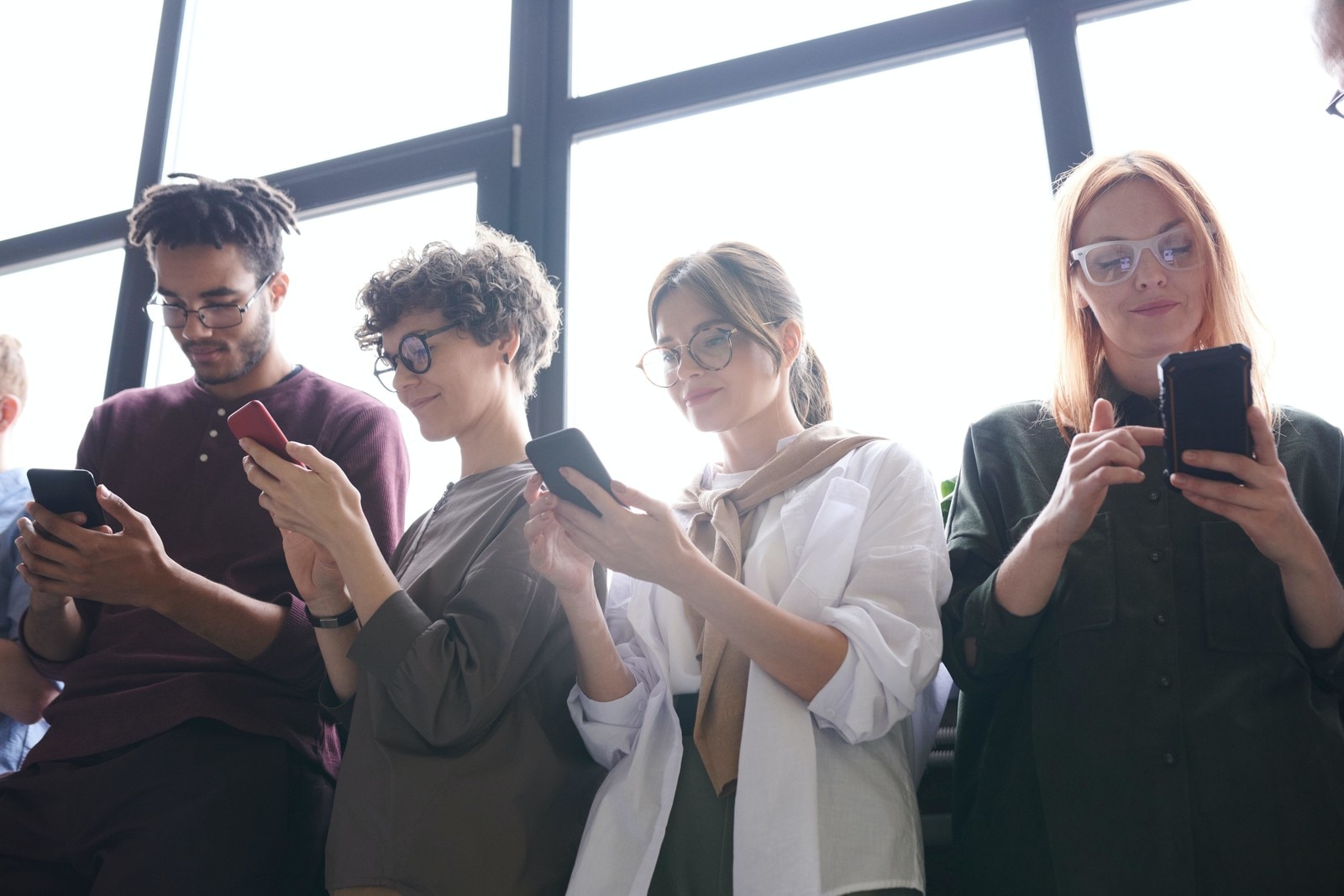 CHARTED THERE ARE MORE MOBILE PHONES THAN PEOPLE IN THE WORLD visual data 3