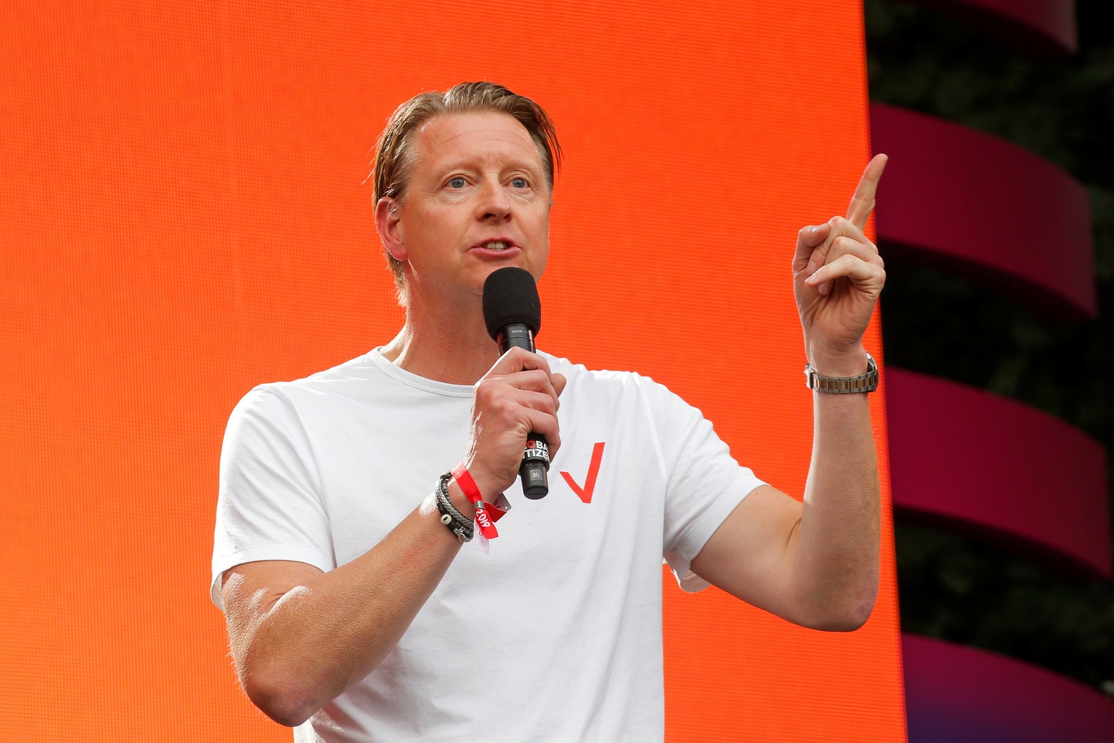 Verizon CEO Hans Vestberg's lessons for leadership World Economic Forum