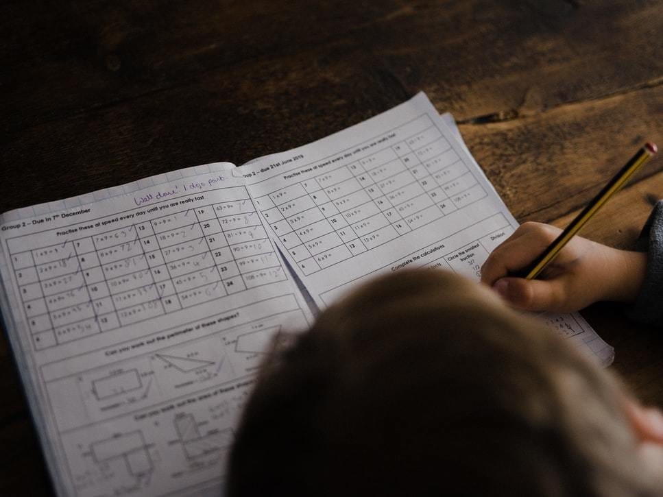 kids-learn-better-in-class-than-when-studying-from-home-finds-teacher