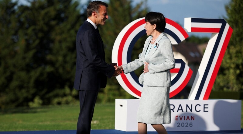 G7