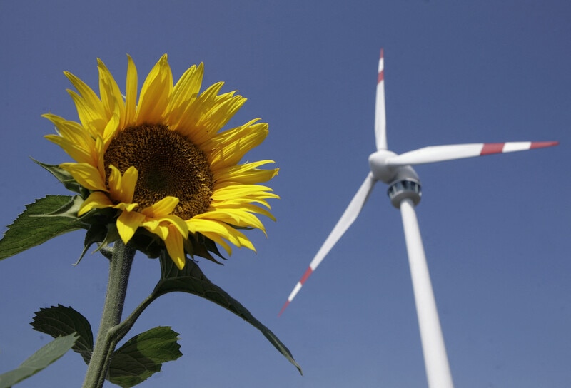 Why faster materials innovation can help the climate crisis