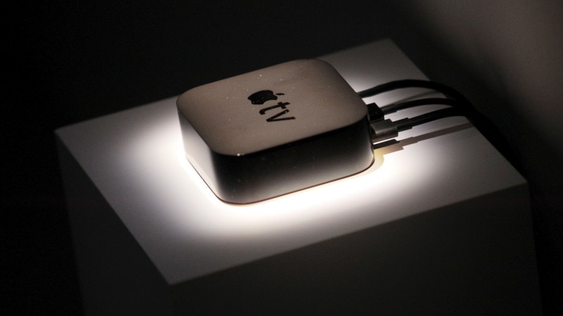 In this tech battle it's Apple and Microsoft vs Amazon and Google ...