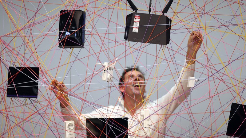 How technology is transforming the world of work | World Economic Forum
