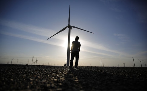 How change-making intrapreneurs can provide renewable energy - Vimarsana News