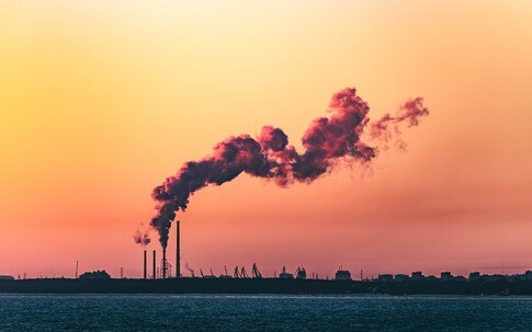 How 4 leading companies are tackling supply chain emissions - Vimarsana News