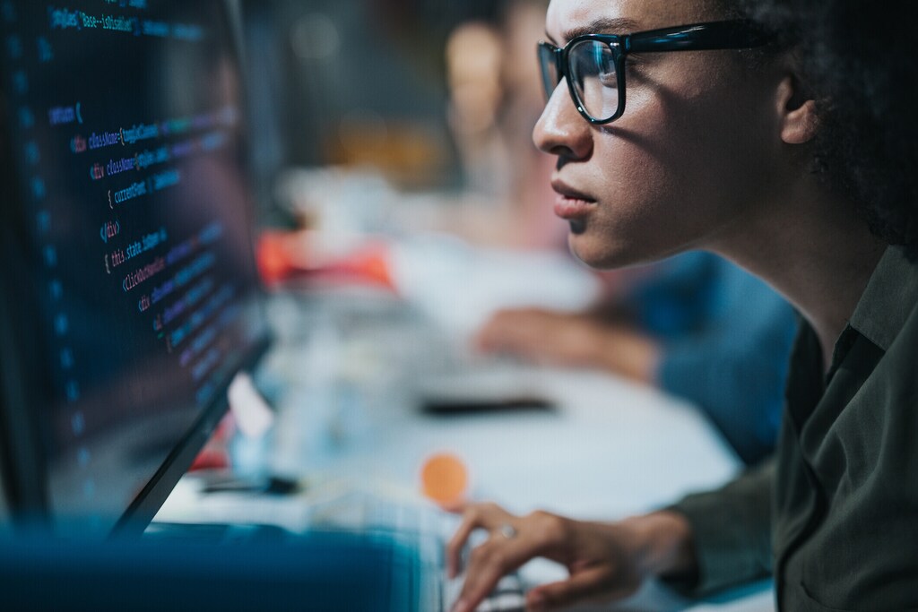 Codificación de un nuevo lenguaje de computadora. Prospectiva estratégica. IA