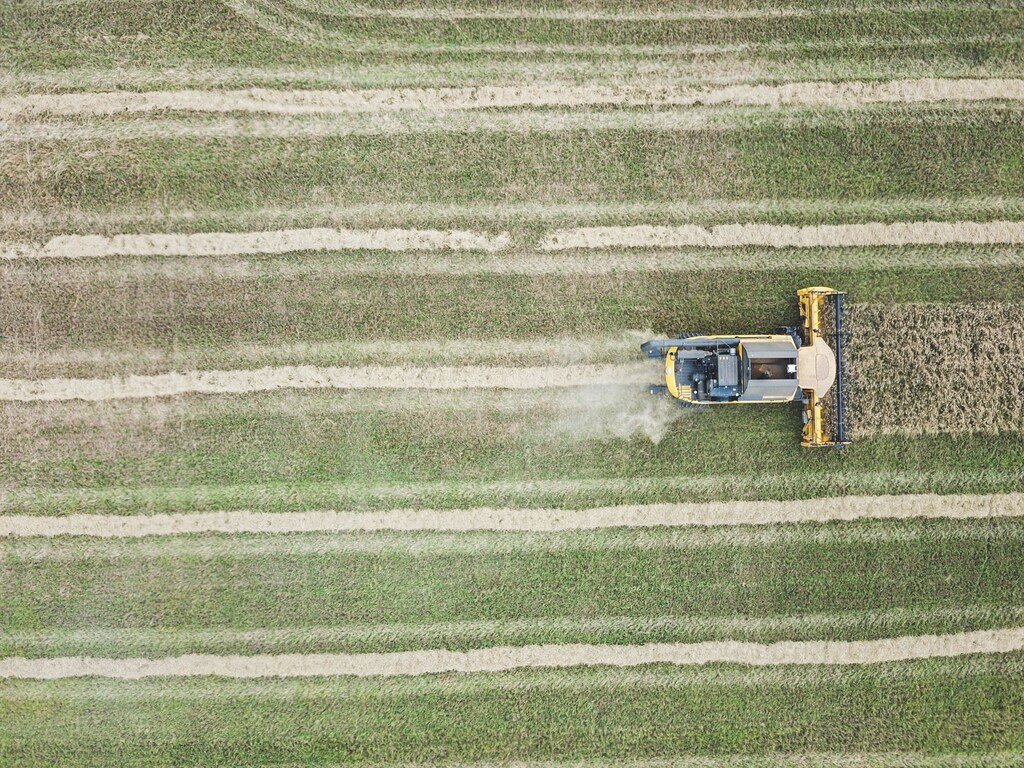 Digital technologies can be used to address food sustainability challenges whilst potentially creating new businesses with attractive returns.
