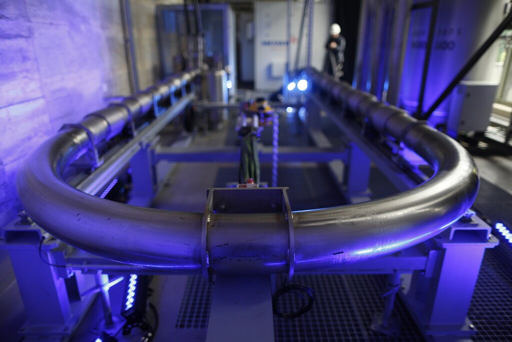 A superconductor cable of German utilities company RWE.