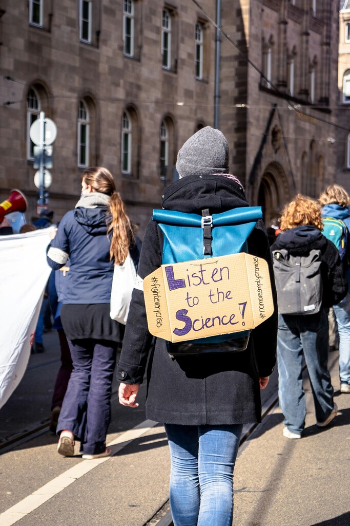 Scientists at least partly shape public opinion about climate policy.