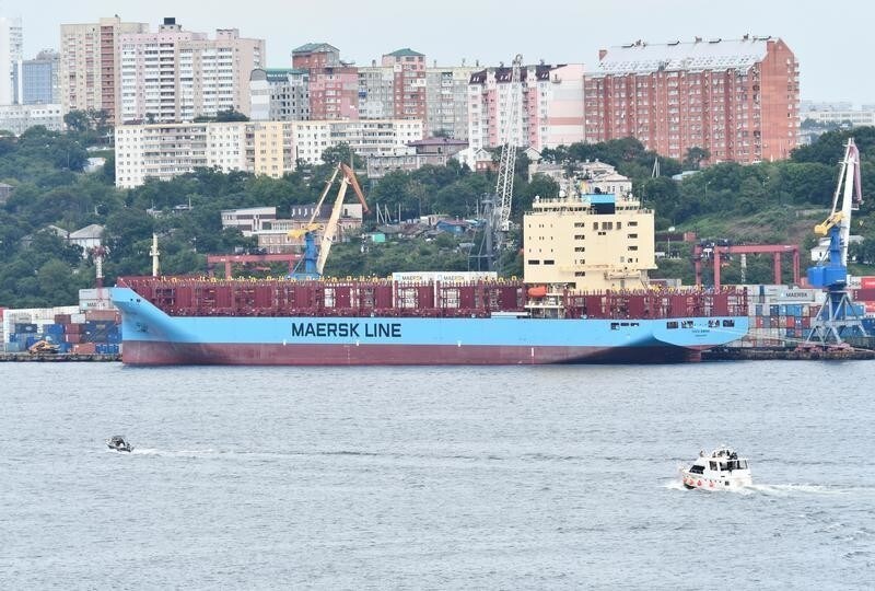 The Venta Maersk in the Russian port of Vladivostok as it prepares to set off on its Arctic voyage, Russia August 22, 2018. Picture taken August 22, 2018. REUTERS/Yuri Maltsev - RC1BC7891020