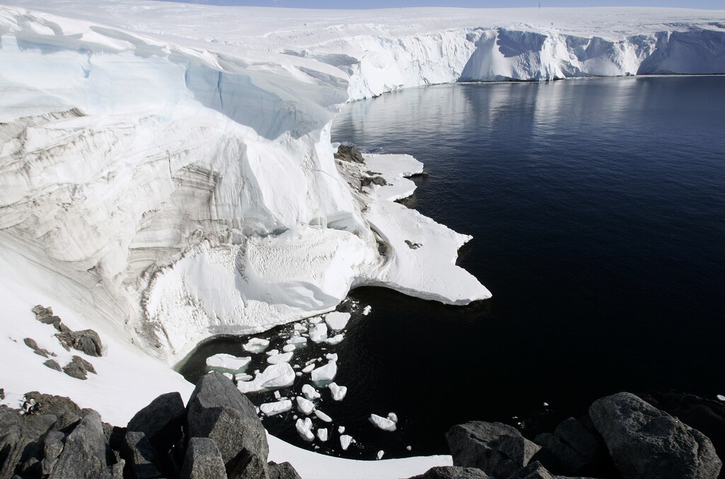 Antarctica melting sea ice glacier climate change