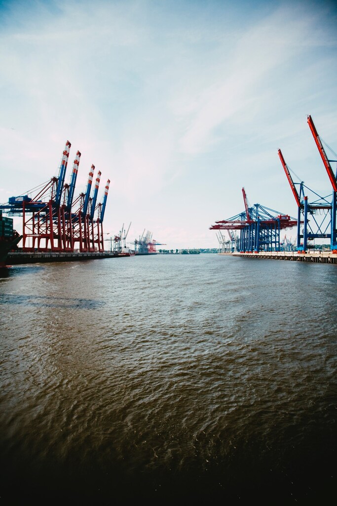 Top economy stories: IMF latest on the global economy; World Bank warning on Asian debt; Argentina raises interest rates to 133%.