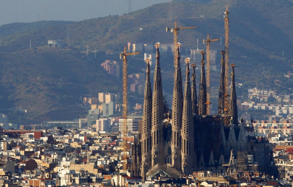 The Sagrada Familia temple is surrounded by construction cranes in Barcelona November 4, 2010. Pope Benedict XVI will arrive in Spain on November 6 and consecrate the Sagrada Familia, the famous unfinished work of Catalan architect Antonio Gaudi, as a basilica on Sunday.