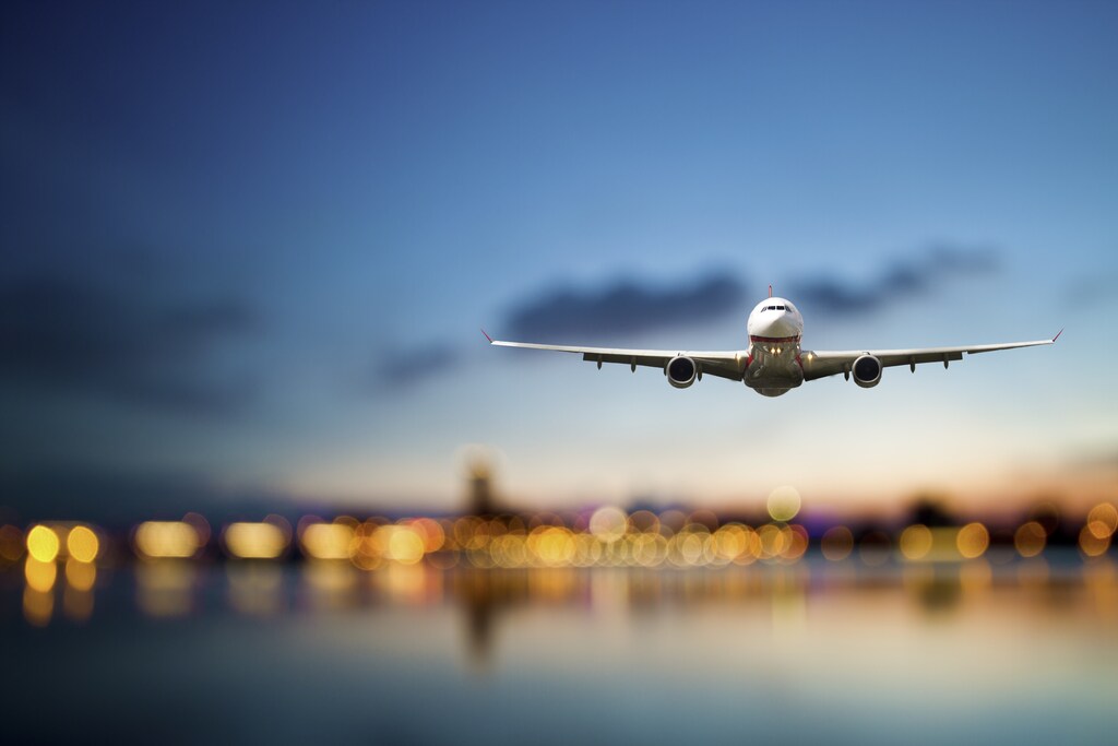 Transforming how we connect: businesses role in decarbonizing aviation