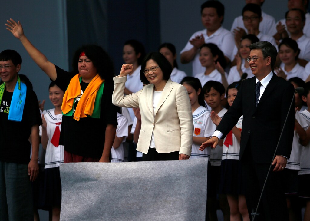 Taiwan’s President Tsai Ing-wen (C) reacts beside Vice President Chen Chien-jen (R) after her address during an inauguration ceremony in Taipei, Taiwan May 20, 2016.