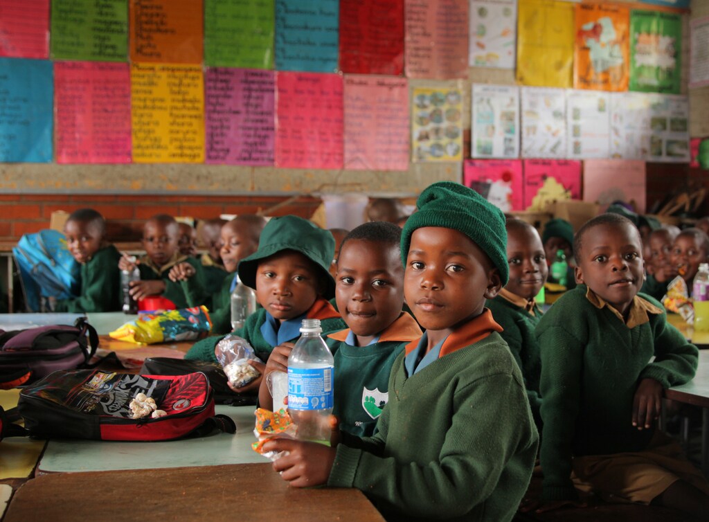 Pupils sit in a classroom at a government school in the capital city of Harare, Zimbabwe February 5, 2019, REUTERS/Philimon Bulawayo - RC14196BE910