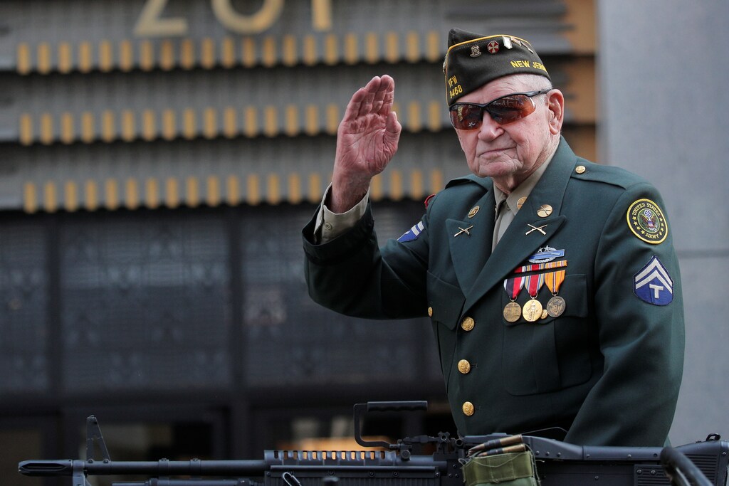 A World War 2 veteran participates in the Veterans Day Parade in New York City, U.S., November 11, 2019. REUTERS/Brendan McDermid - RC299D9G084W