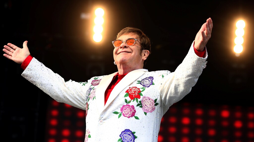Musician Elton John performs at a concert in Twickenham in London, Britain June 3, 2017. REUTERS/Neil Hall