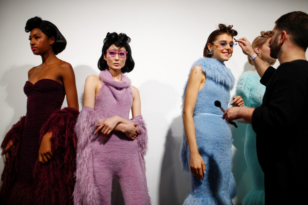 Models are seen backstage before the Mark Fast show at London Fashion Week Women's A/W19 in London, Britain February 15, 2019. REUTERS/Henry Nicholls - RC143EFB6F20