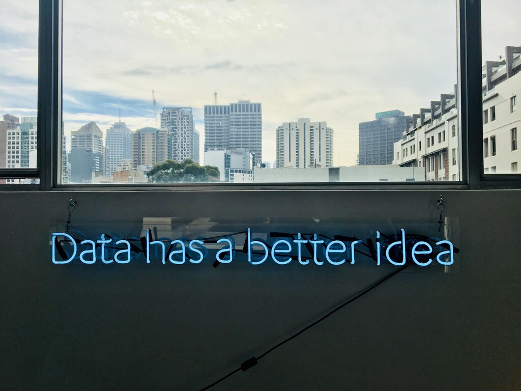 ai artifical intelligence data information policy response governments organizations administrations it internet technology