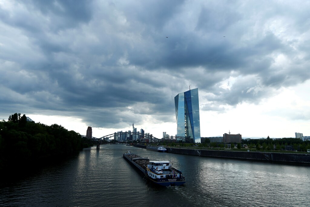 European Central Bank (ECB) headquarters in Frankfurt, Germany, July 29, 2016. REUTERS/Ralph Orlowski - RTSZYFY