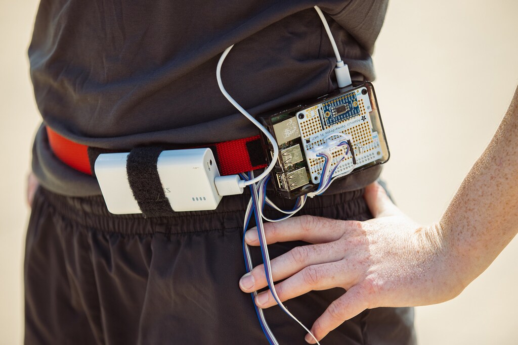 Delaney Miller tests a new calorie tracker.