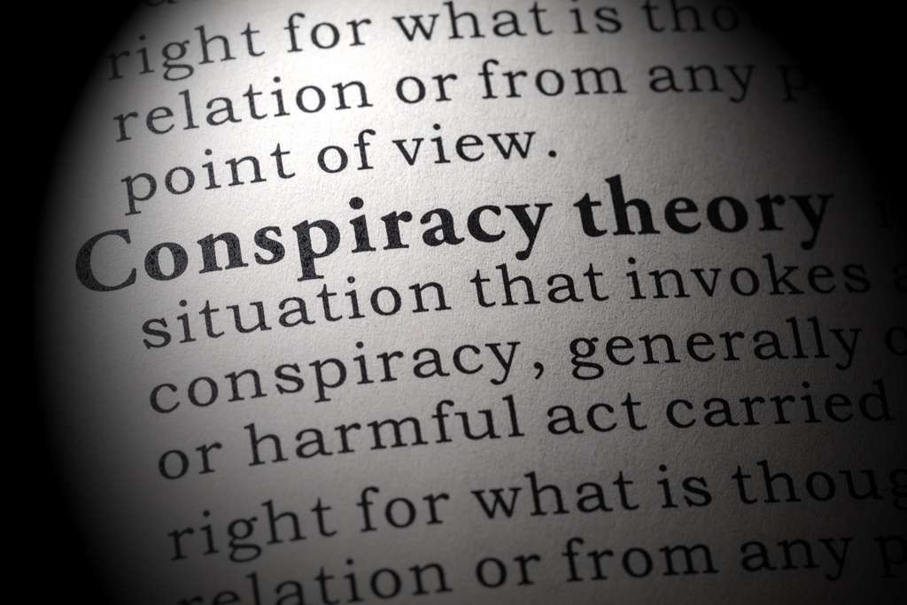 Dans les sphères complotistes, le rapport à l'information est déjà biaisé.