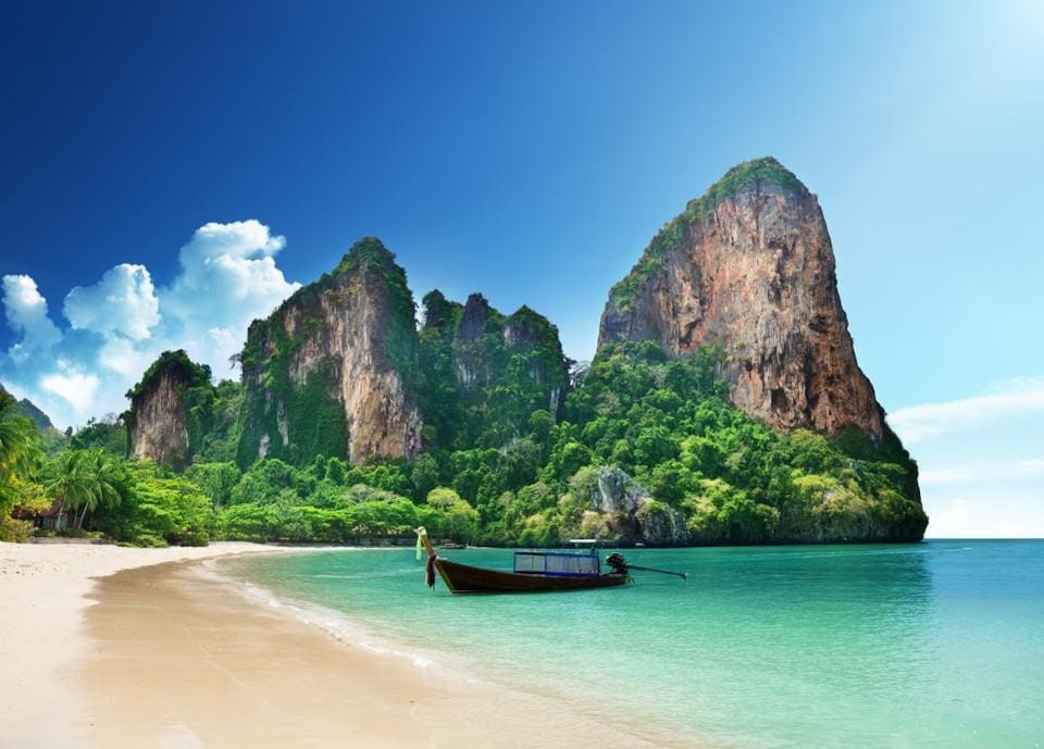 Si paradisiaque qu’elle en paraît irréelle : Railay Beach en Thaïlande