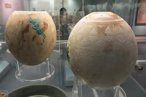 Les scientifiques ont découvert l'origine des œufs décoratifs au British Museum.