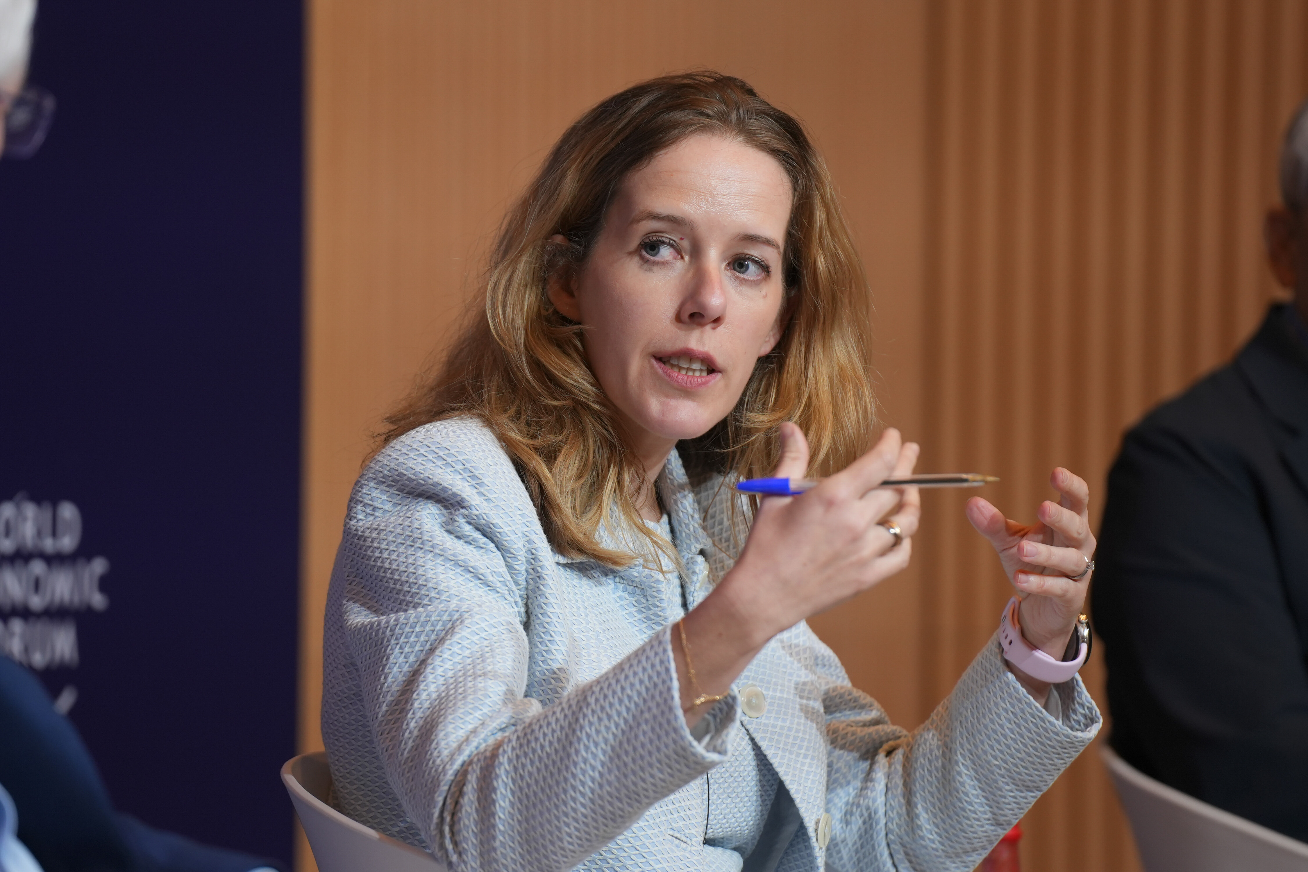 Andrew Steer, Distinguished Professor of Practice, Georgetown University, USA; Jay Lee, Clark Distinguished Professor; Director, Industrial Artificial Intelligence Center, University of Maryland, USA; Marion Laboure, Managing Director and Macro Strategist, Deutsche Bank, France; Maya Hojeij, Business News Anchor, Asharq News, United Arab Emirates; Stacey Vanek Smith, Senior Story Editor, Bloomberg Audio, Bloomberg Media, USA; speaking in What Will Drive Future Growth and What Will Not session at the Annual Meetings of the Global Future Councils and Cybersecurity 2025 in Dubai, United Arab Emirates, 15/10/2025, 17:45 â 18:30, 149 - Madinat Jumeirah Conference Centre. Ignite. Copyright: World Economic Forum / Deepu Das