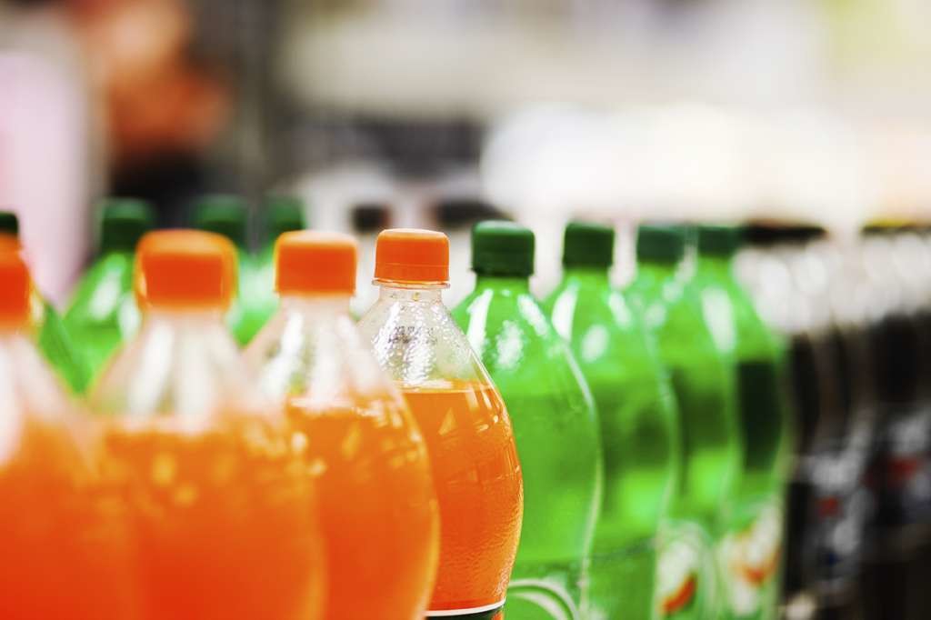 Selon cette grande étude, plus la consommation de boissons contenant du sucre ajouté est élevée, plus le risque de mort prématurée est important.