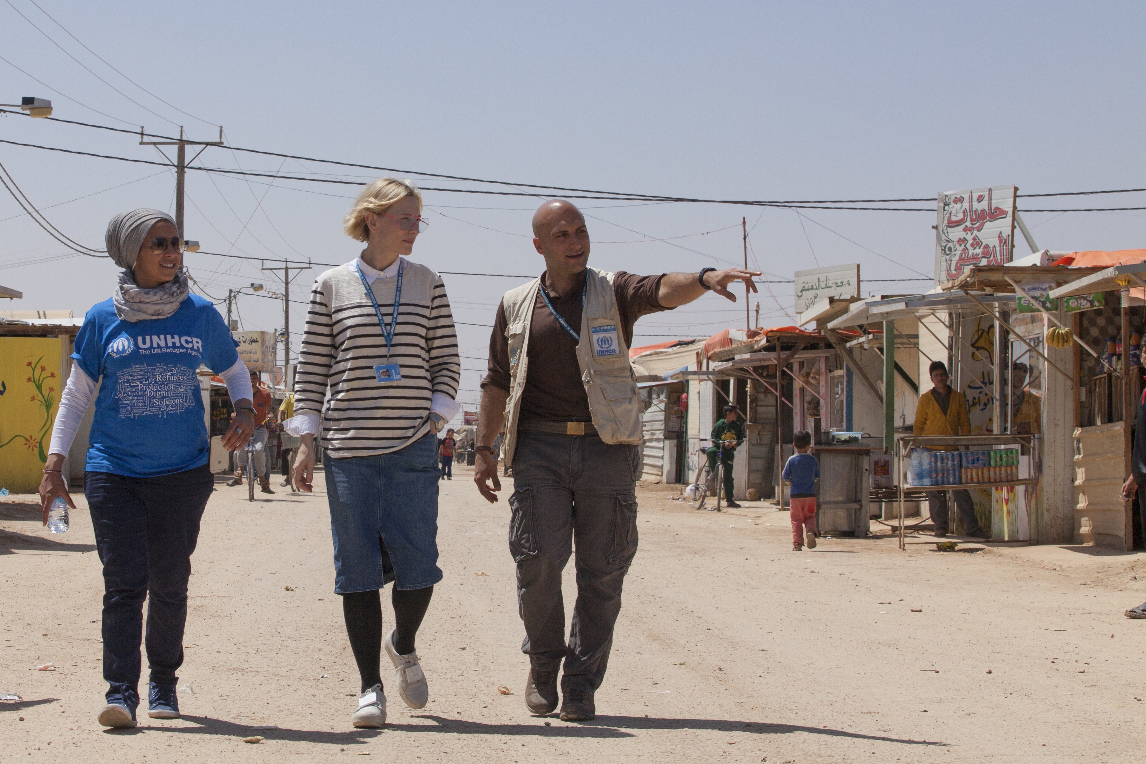 L'ambassadrice du HCR, Cate Blanchett, visite des camps de réfugiés syriens en Jordanie.