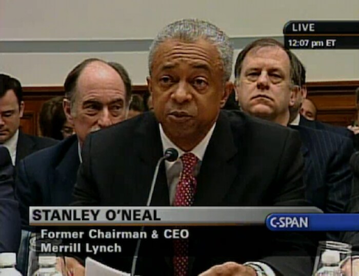 Stanley O'Neill, un des banquiers responsables de la crise des subprime en tant que PDG de Merrill Lynch, a touché 161,5 millions de dollars pour ses services lorsqu'il a été congédié en 2007.